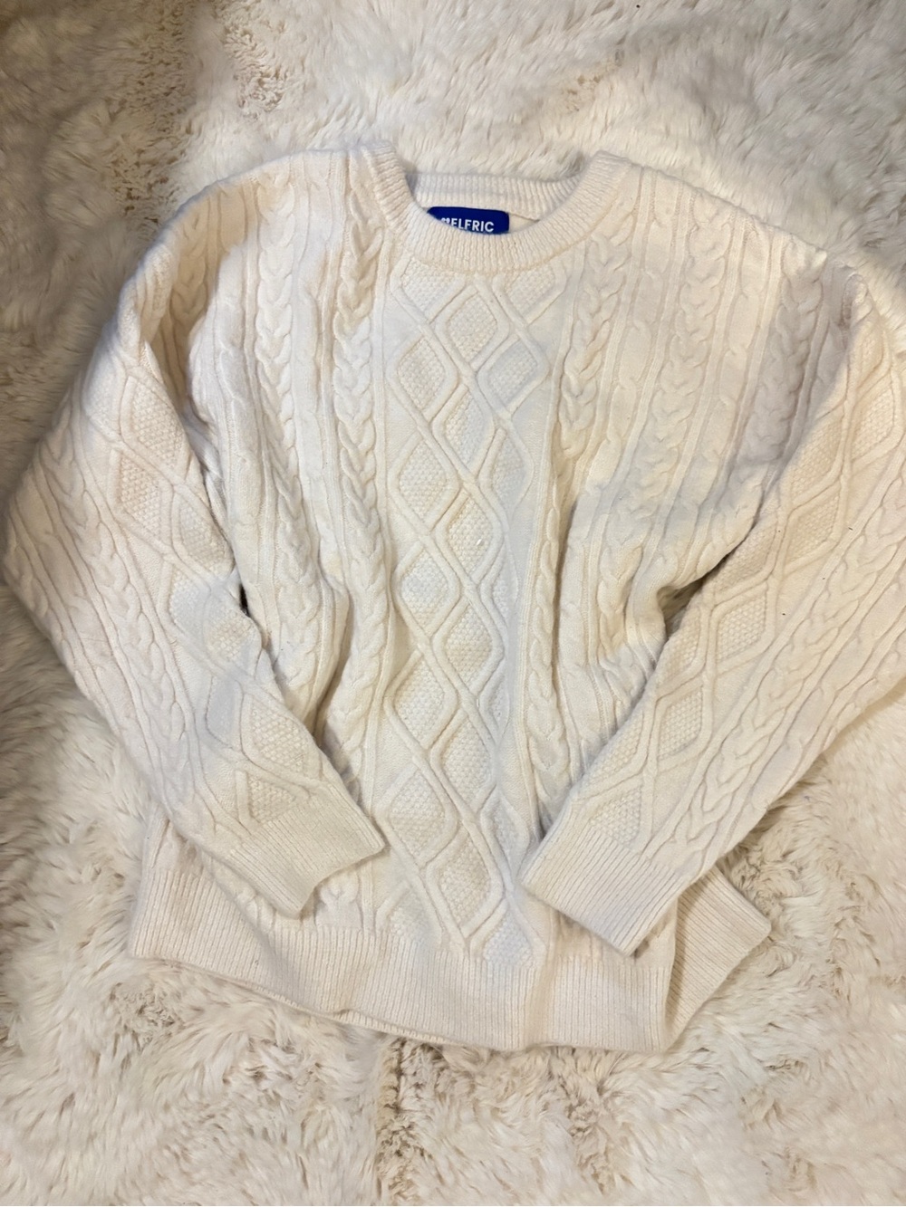 Rory Gilmore Cream Cable-Knit Sweater